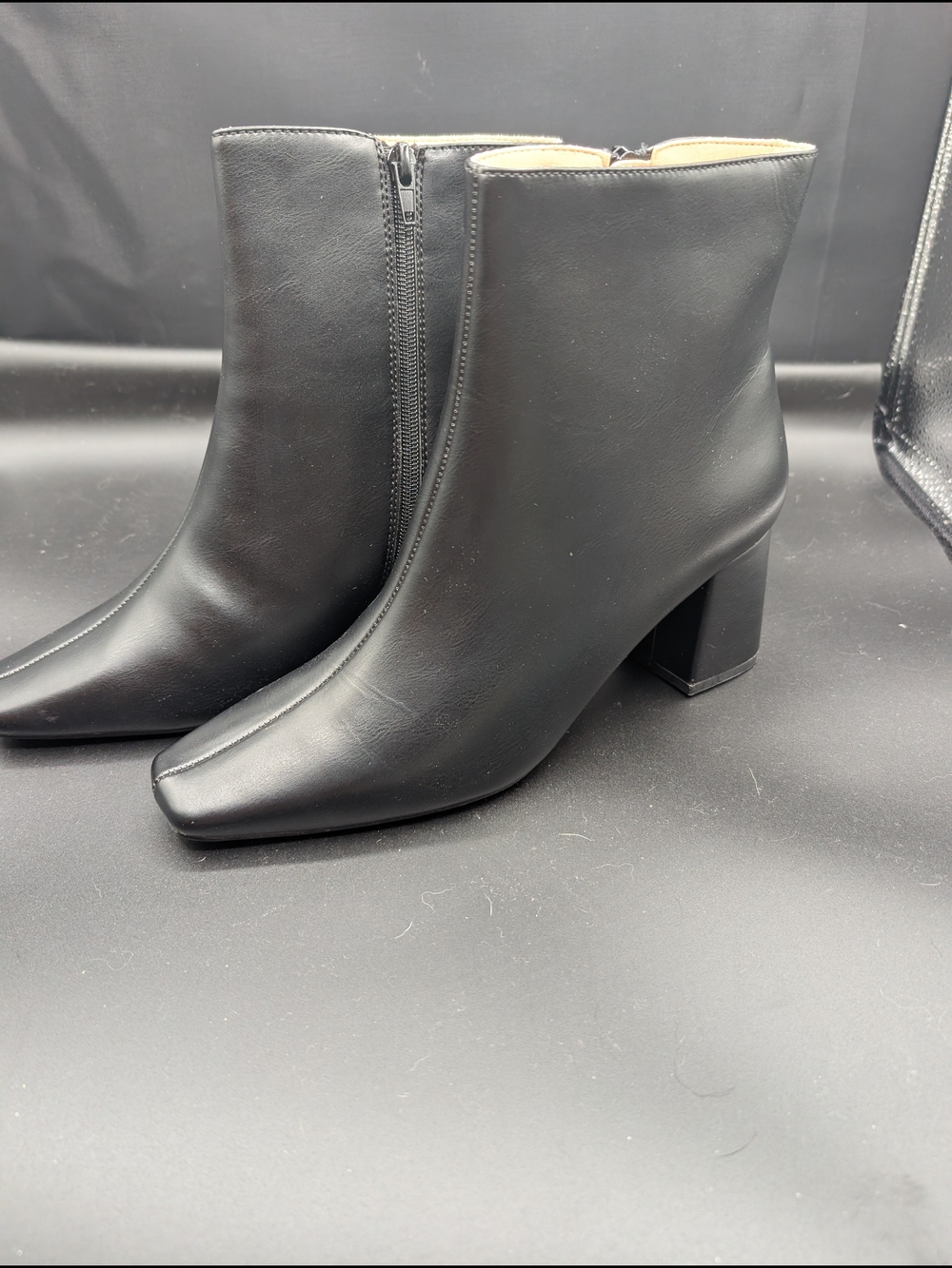 Journee Collection Black Square Toe Block Heel Ankle Boots NWOT